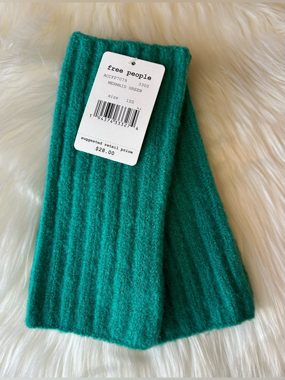 NWT Free People Outside The Lines Fingerless Arm Warmers